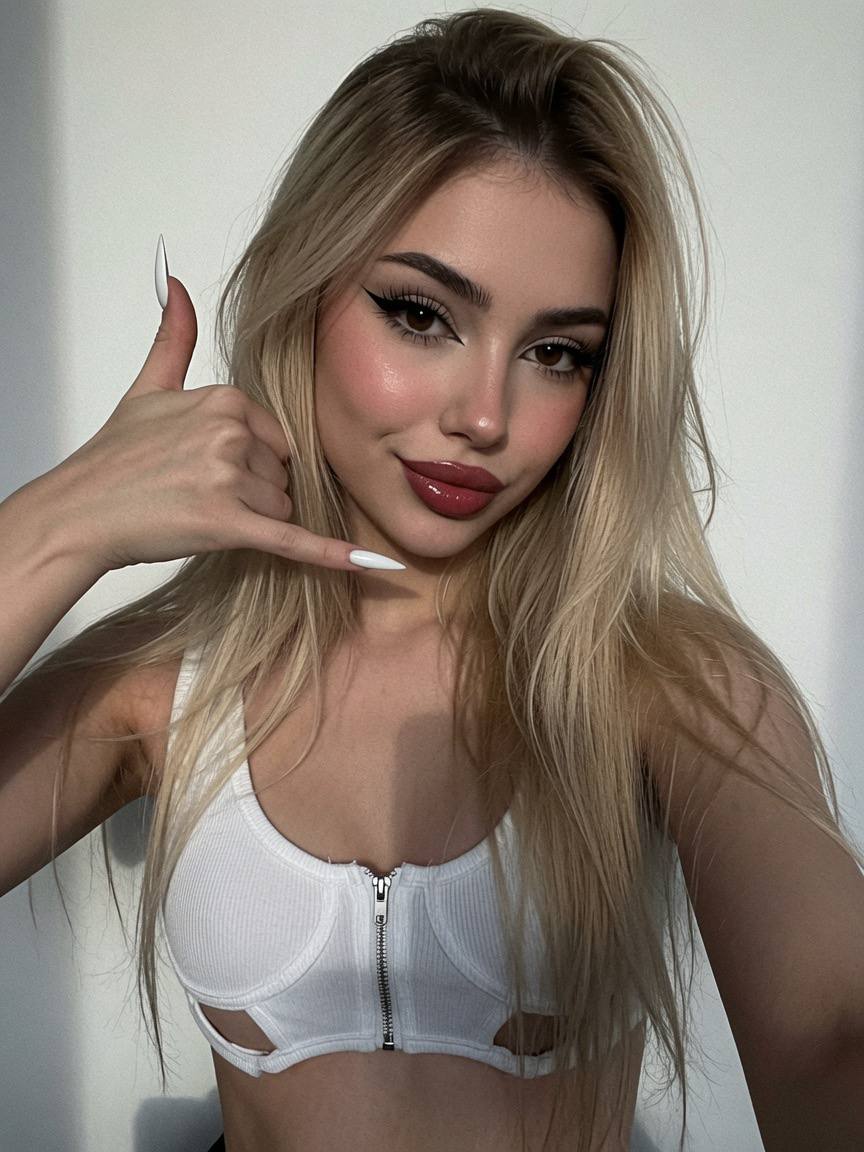 Hey, baby, call me maybe😈😈😈